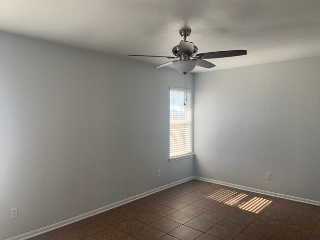 Building Photo - 4611 Hitchrock Dr