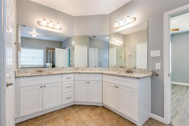 Building Photo - 11499 Beeville Dr