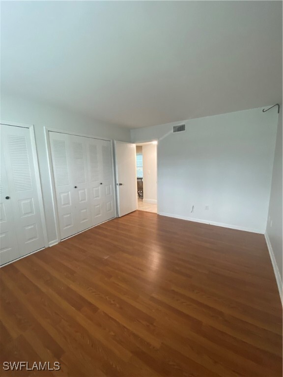 Building Photo - 7035 Cedarhurst Dr