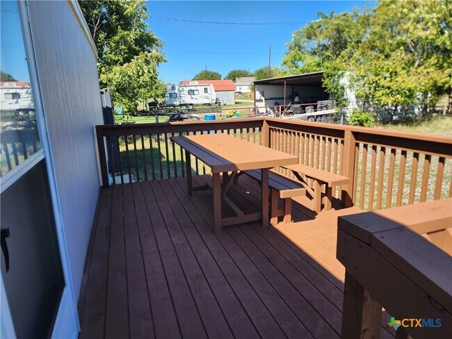 Building Photo - 180 County Rd 2600