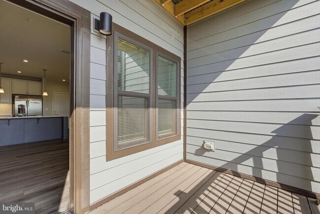 Building Photo - 4399 Peach Lily Ln