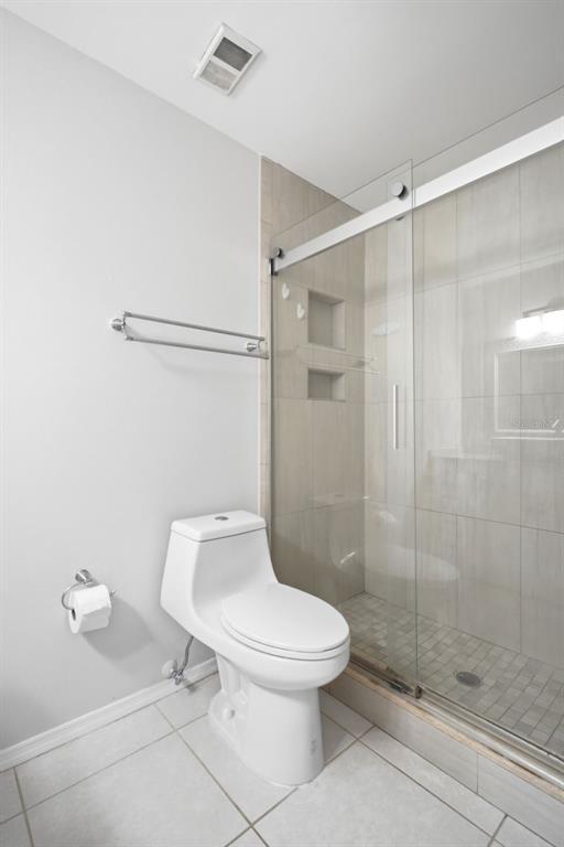 Building Photo - 2400 Feather Sound Dr