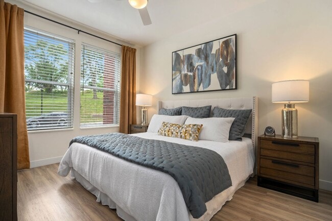 Building Photo - Melford Mansions