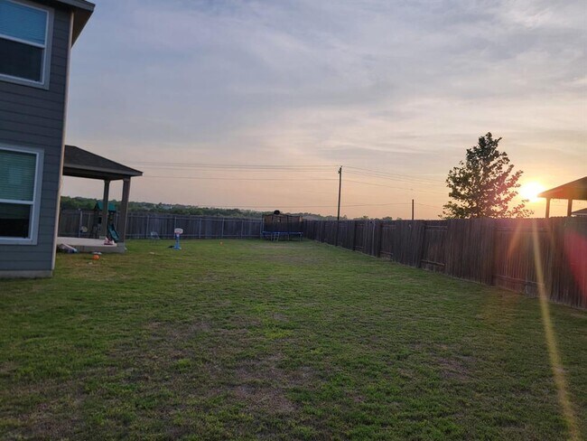 Building Photo - 429 Unforgiven Ln