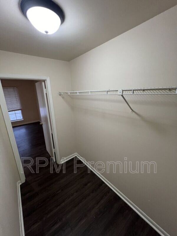 Building Photo - 5268 S Brightside View Dr