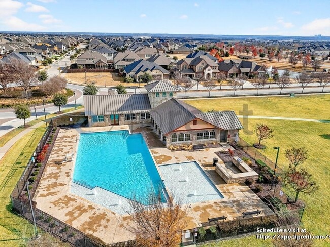 Building Photo - 2900 Blf Crk Dr