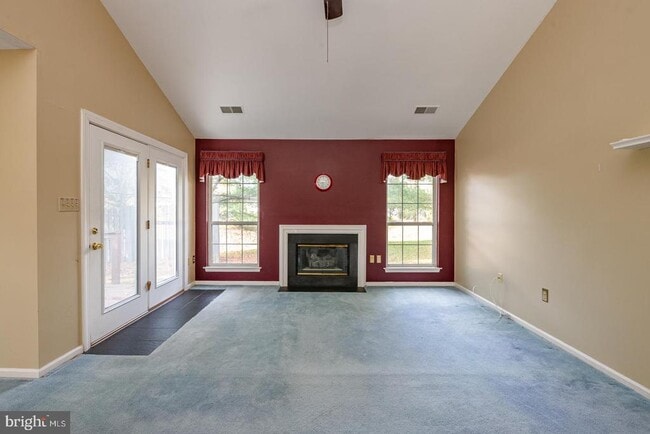 Building Photo - 193 Hawthorne Ct