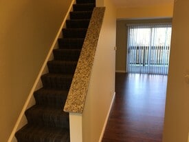 Building Photo - 103 Shadowlawn Dr