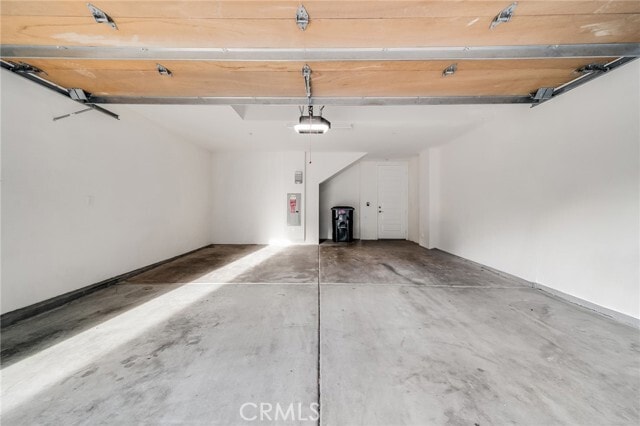 Building Photo - 1102 S Urbana St