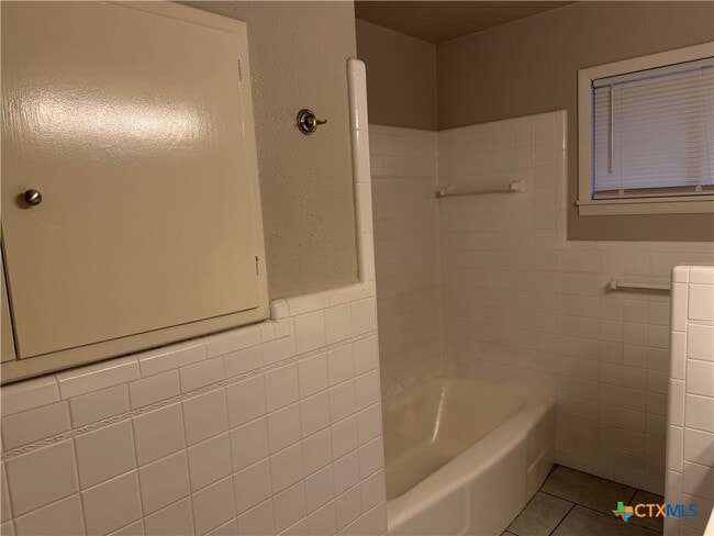 Building Photo - 904 Palmetto St