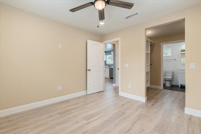 Building Photo - 13029 Herrick Ave