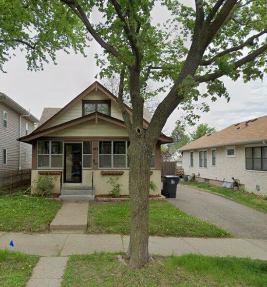 Primary Photo - 267 Annapolis St E