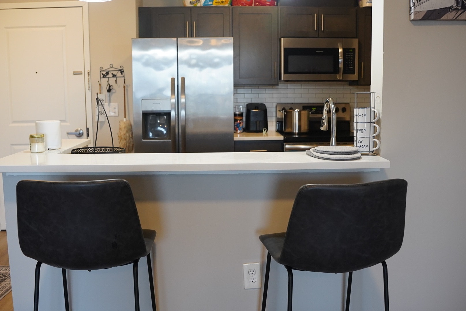 Building Photo - 500 S Center St