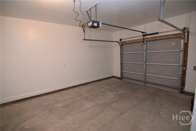 Building Photo - 11330 White Bluff Rd