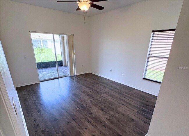 Building Photo - 3637 Weatherfield Dr