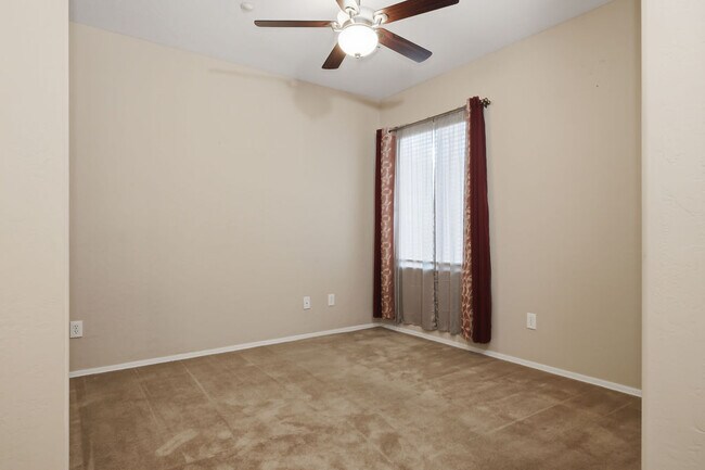 Building Photo - 6655 Flaminian Ln