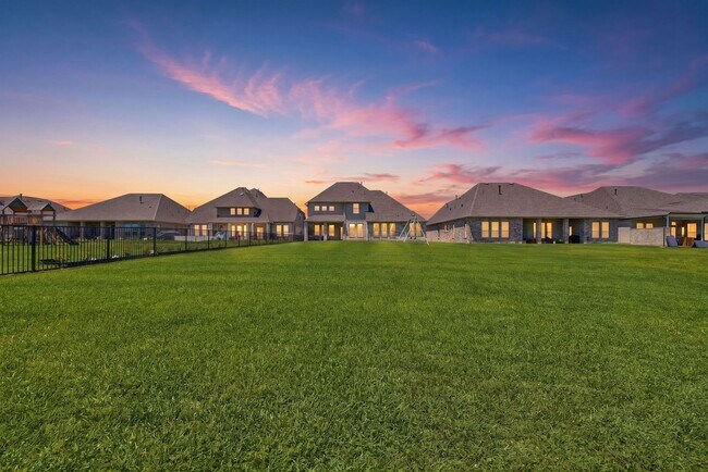 Building Photo - 208 Peninsula Pt Dr