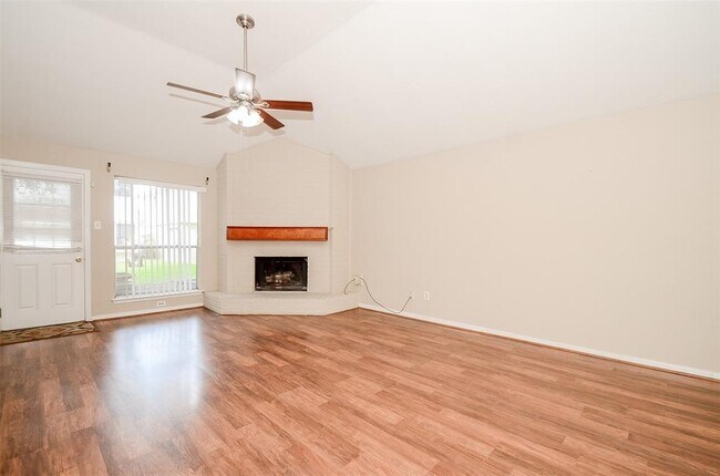 Building Photo - 1807 Trendwest Dr
