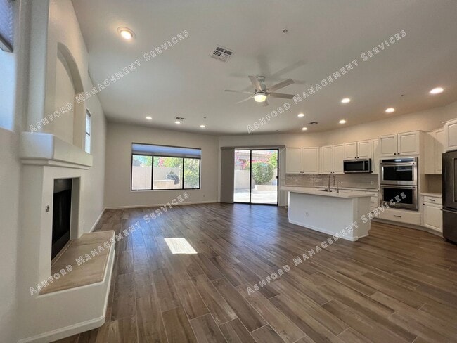 Building Photo - COME HOME TO LUXURY IN GATED GRAYHAWK GOLF...