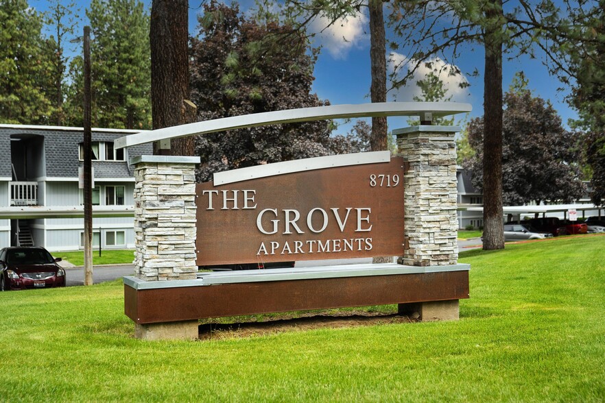 The Grove Entrance - The Grove