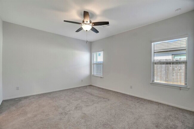 Building Photo - 16719 Rover Ln