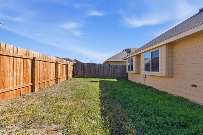 Building Photo - 15108 Walcott Dr