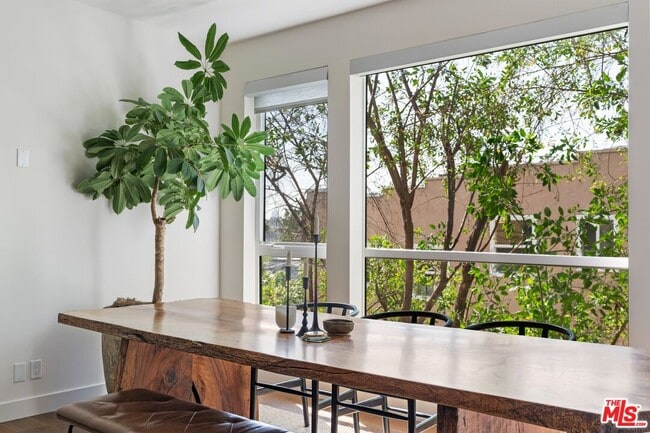 Building Photo - 1902 Liberty Ct