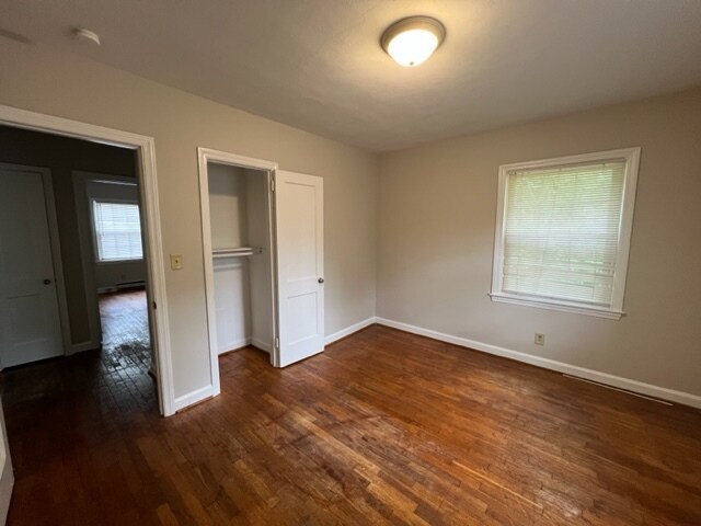 Building Photo - 1004 Idlewood Dr