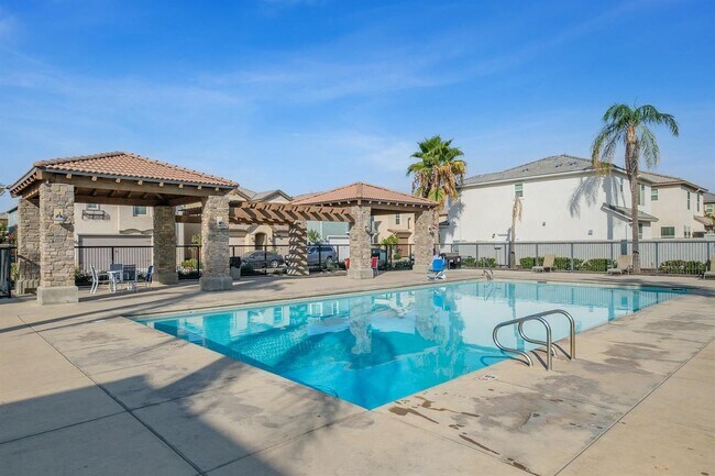 Building Photo - 1312 Joy Dr