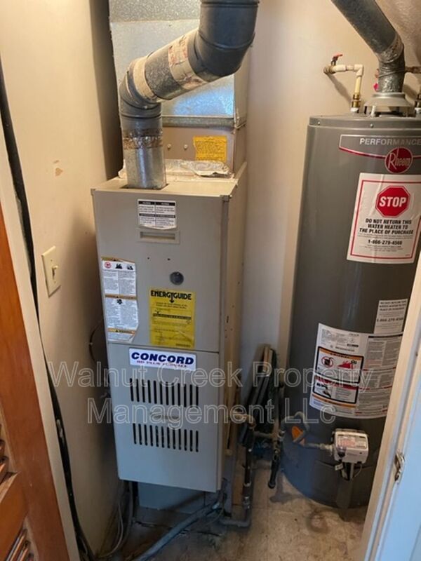 Building Photo - 5520 Beavercrest Dr