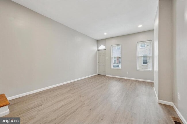 Building Photo - 1703 N Lambert St