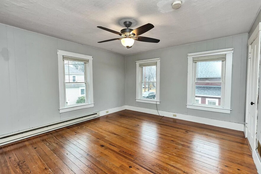 Building Photo - 40 Wilford St