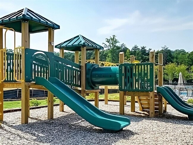 Building Photo - 1341 Elderwood Way