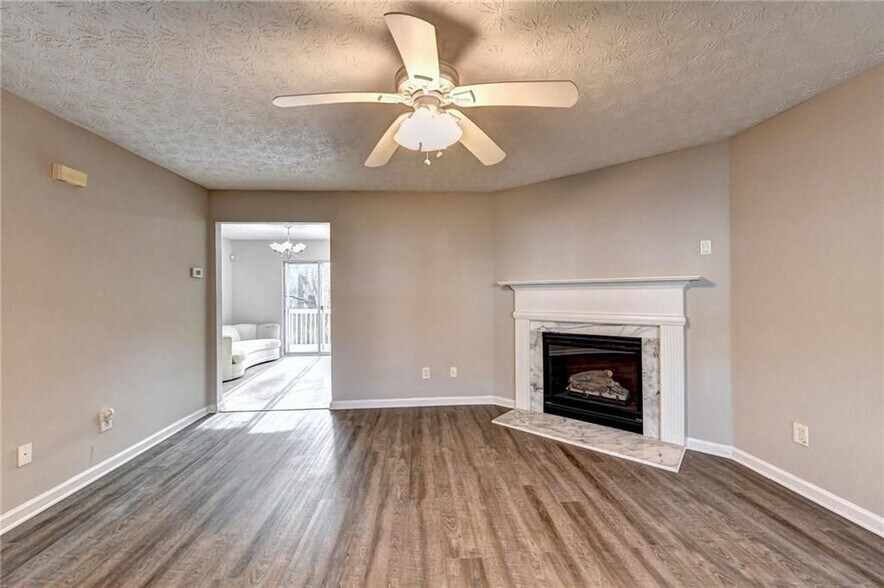 Building Photo - 960 Melrose Park Pl NW