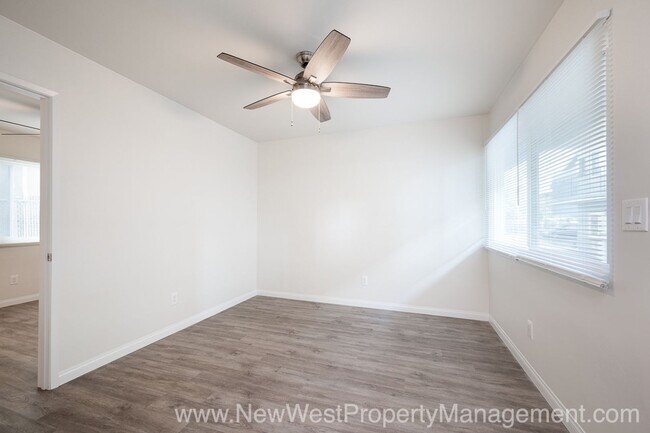 Building Photo - Upgraded Sherman Heights 1 Bedroom, Availa...