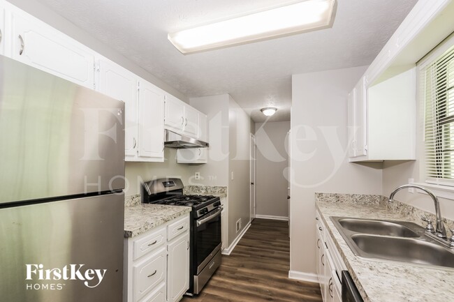 Building Photo - 10485 Ace Ct