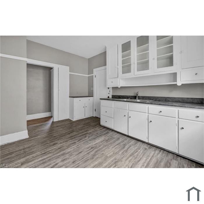 Building Photo - 3570 E 151st St