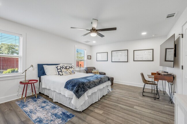 Building Photo - 1611 Armistead St