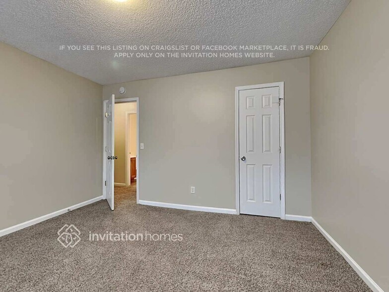 Building Photo - 6716 Delaware Bend