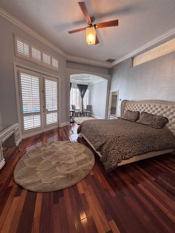 Building Photo - 7600 Debeaubien Dr