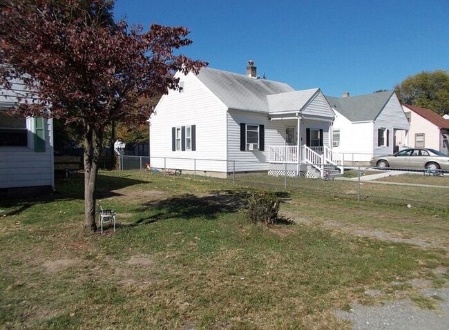 Building Photo - 4BR SFR w/ Fenced Yard in Richmond (23224)