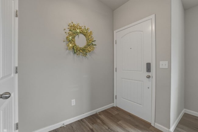 Building Photo - 2093 Birmingham Loop