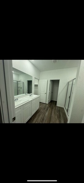 Building Photo - 3076 Dylan Skyland Dr