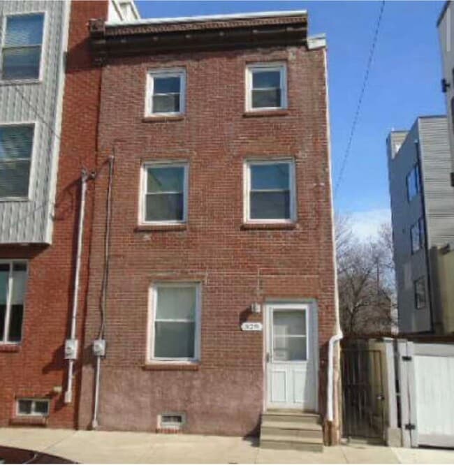 Primary Photo - Amazing 3 bedroom