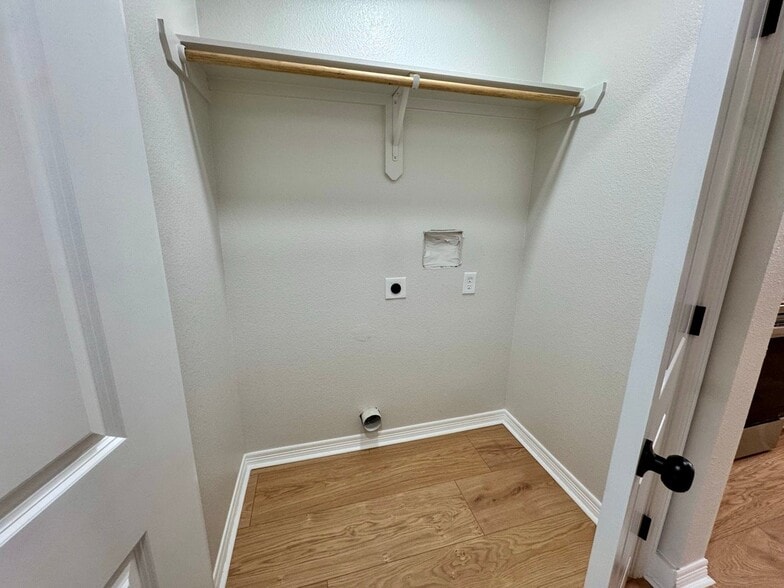 Building Photo - 806 S 23rd St