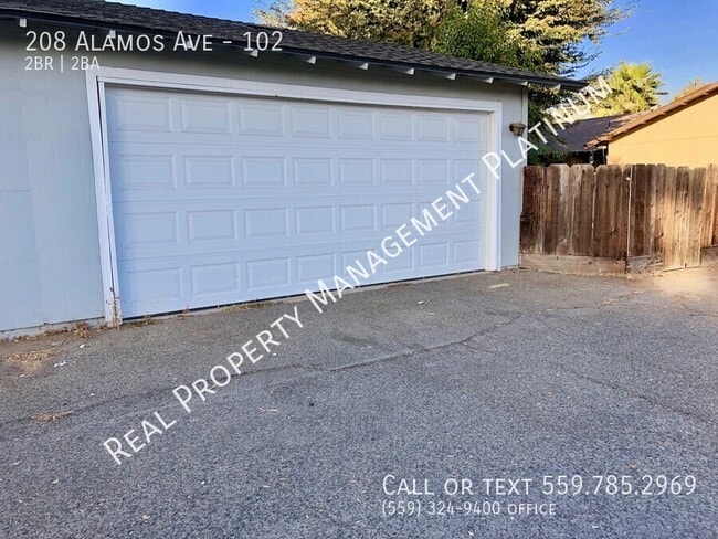Building Photo - 208 Alamos Ave