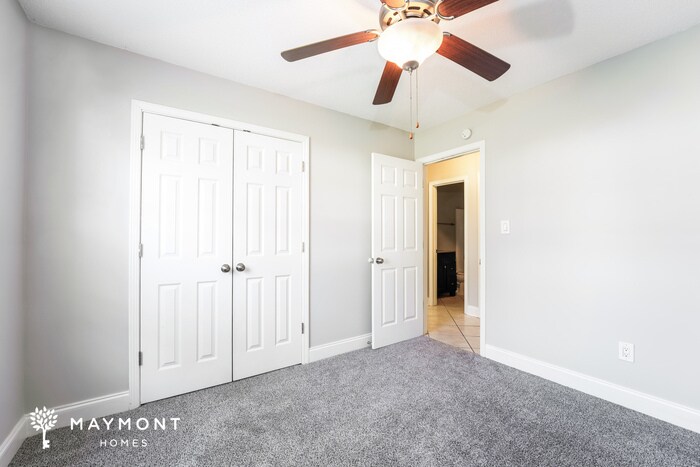 Building Photo - 3020 Regal Dr