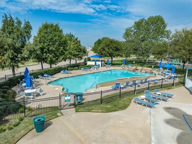 Building Photo - 5937 Revere Dr