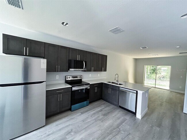 Building Photo - 1030 NW 57th Ct