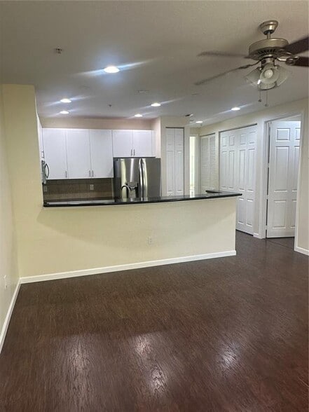 Building Photo - 3924 Passion Flower Rd